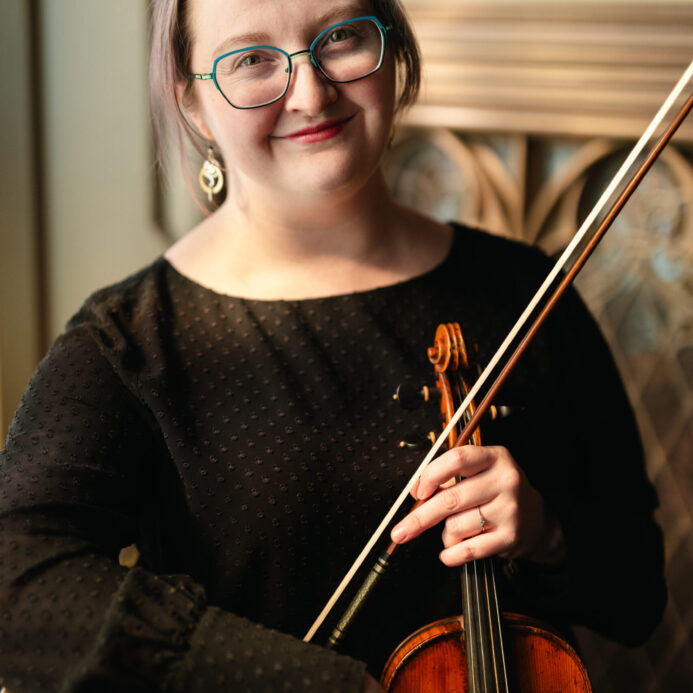 Zoe Kushubar